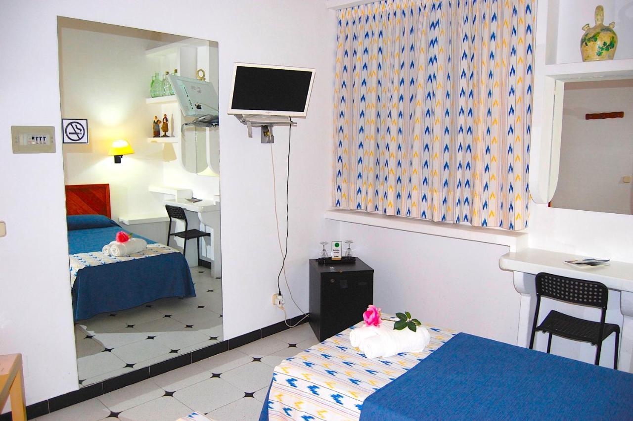 Hostal Ca'N Tiu Alaró Eksteriør billede