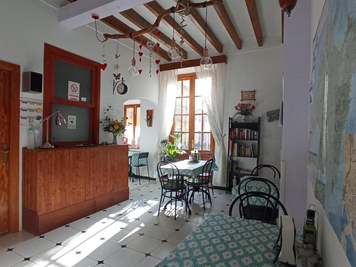 Hostal Ca'N Tiu Alaró Eksteriør billede